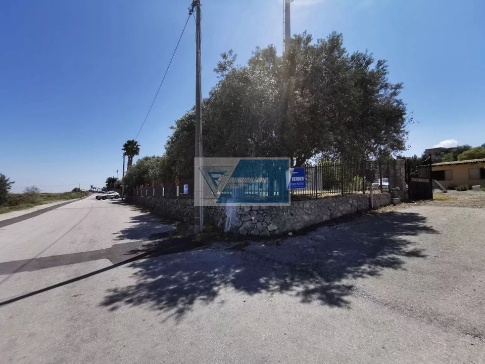 Helårsgrund i Melilli, Siracusa - foto 1