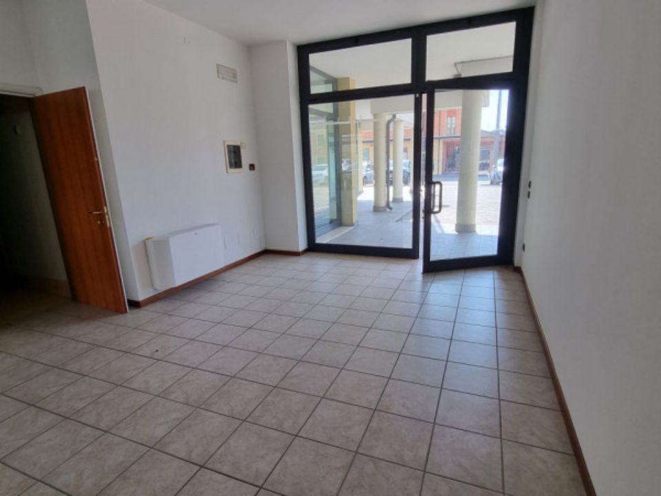 Erhvervsejendom i Arzergrande, Padua - foto 3