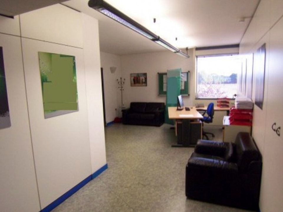 L'establiment comercial a Vimodrone, Milan - foto 1
