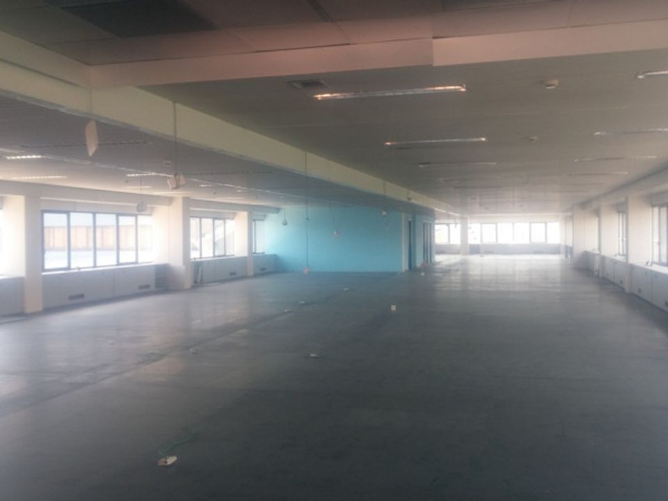 L'establiment comercial a Vimodrone, Milan - foto 1