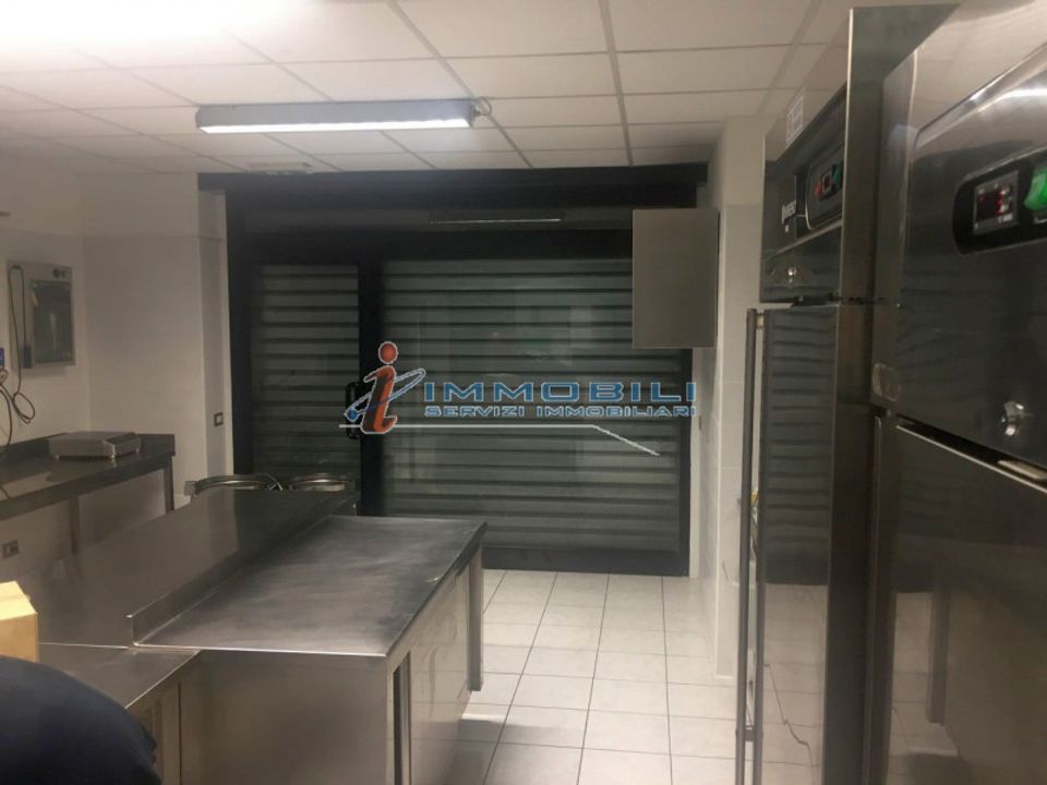 Erhvervsejendom i Cinisello Balsamo, Milan - foto 3