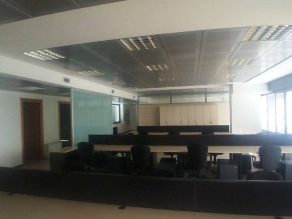 L'establiment comercial a Vimodrone, Milan - foto 2