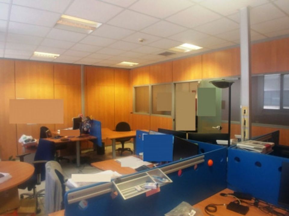 L'establiment comercial a Vimodrone, Milan - foto 3
