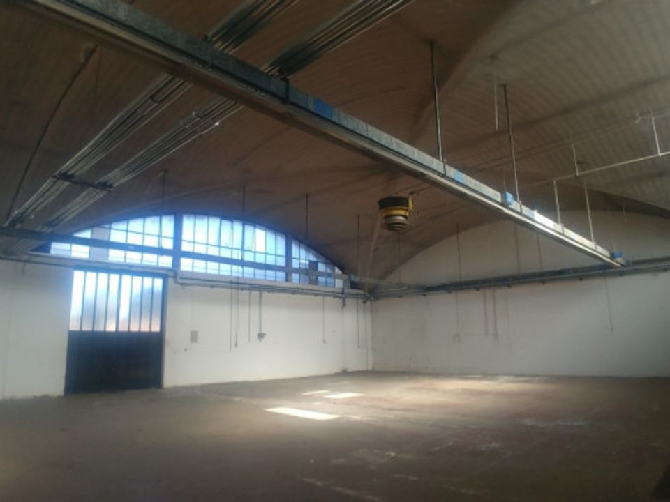 Erhvervsejendom i Desio, Monza and Brianza - foto 2