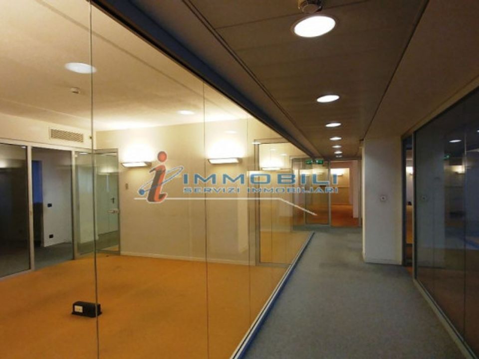 Gewerbeimmobilie in Assago, Milan - Foto 3