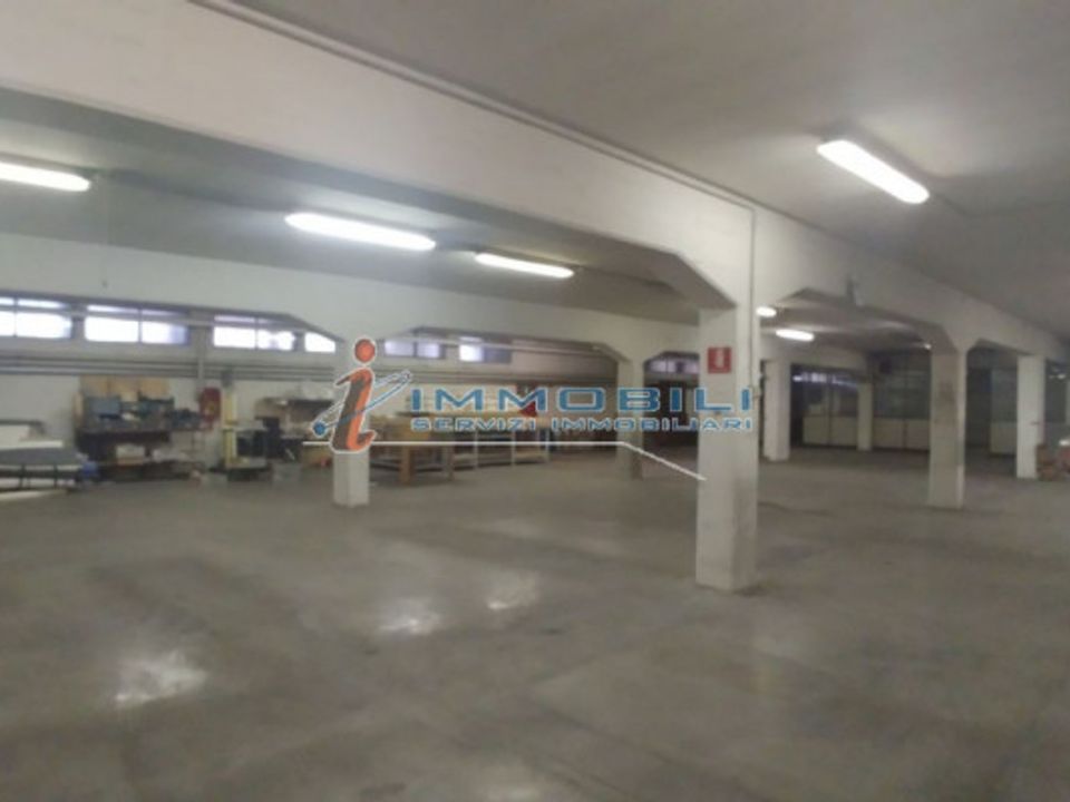 Erhvervsejendom i Milan, Milan - foto 4