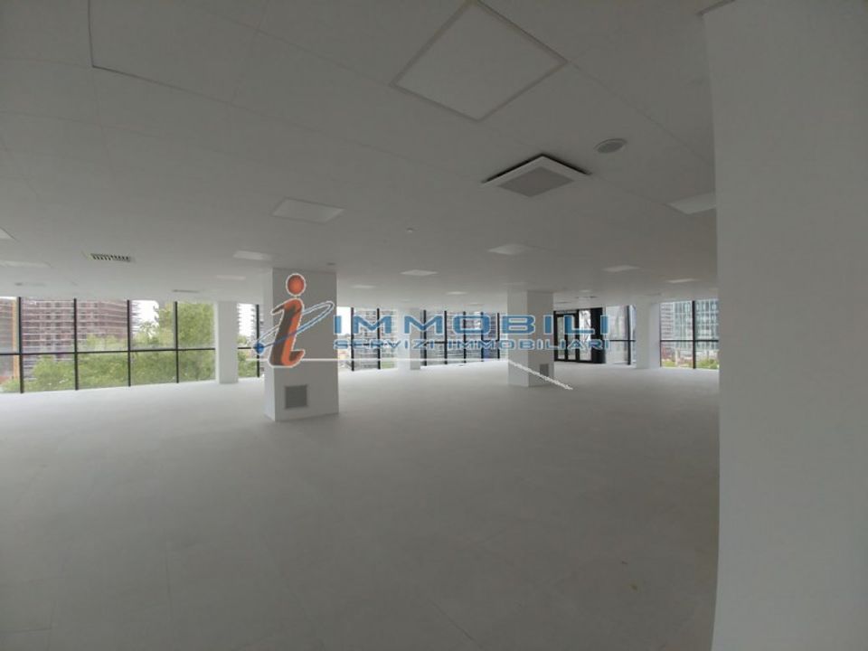 Erhvervsejendom i Milan, Milan - foto 1