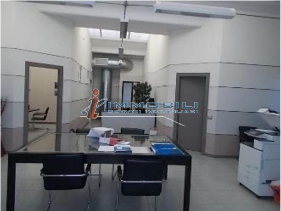 Erhvervsejendom i Villasanta, Monza and Brianza - foto 4
