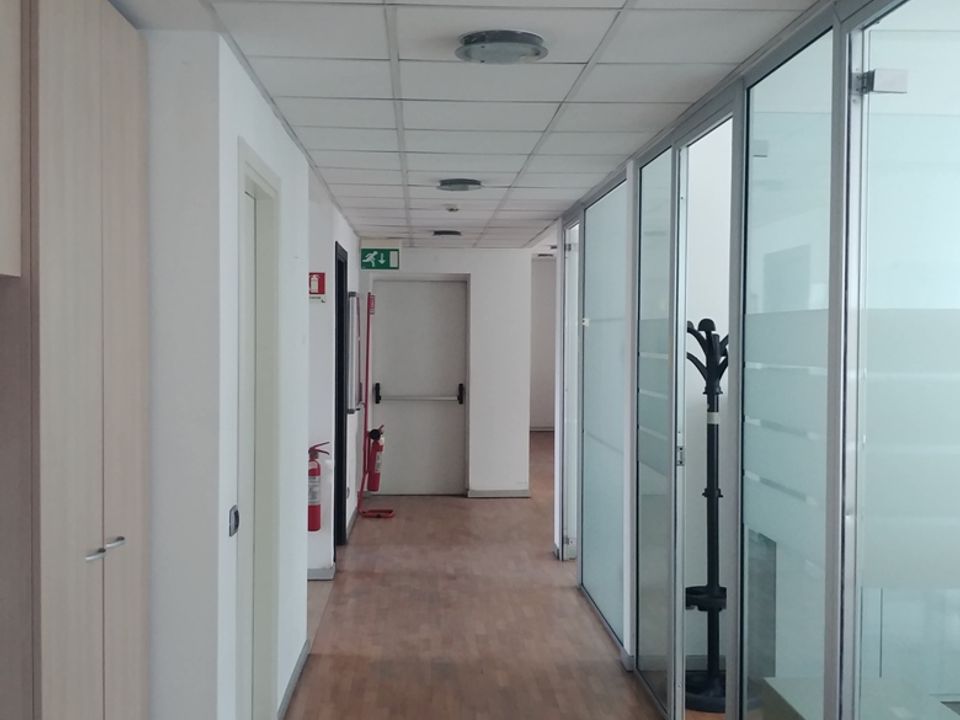 Erhvervsejendom i Sesto San Giovanni, Milan - foto 2