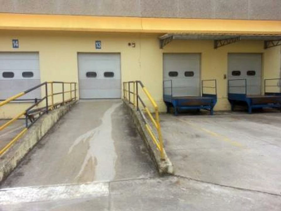 Erhvervsejendom i Settala, Milan - foto 2