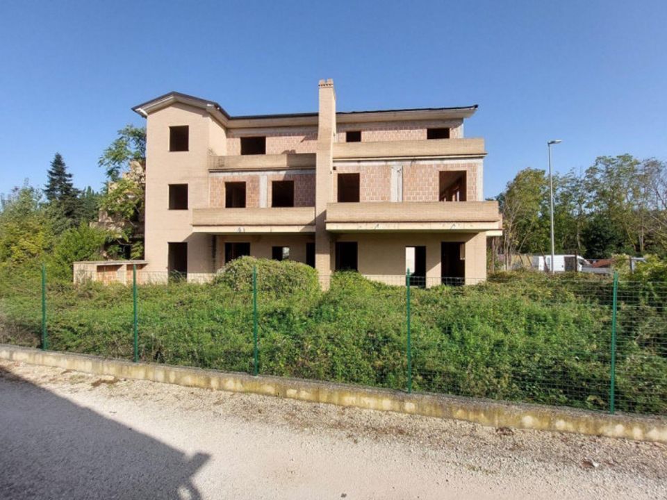 Helårsgrund i Macerata, Macerata - foto 4