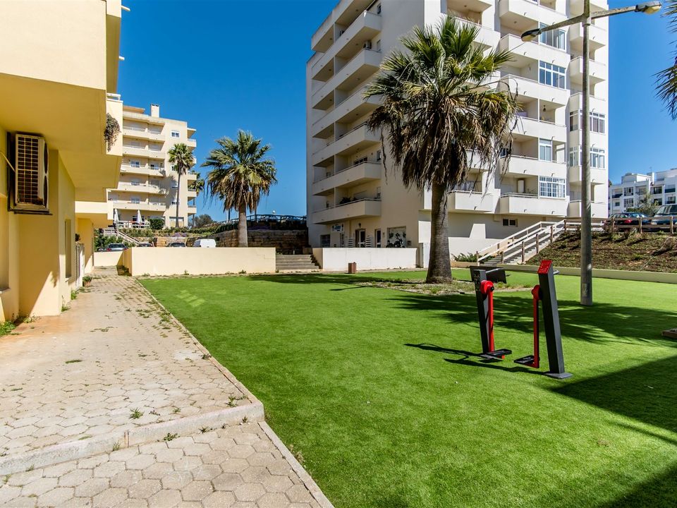 Erhvervsejendom i Lagoa, Faro - foto 1