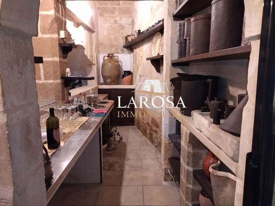Commercial property in Lizzanello, Lecce - photo 3