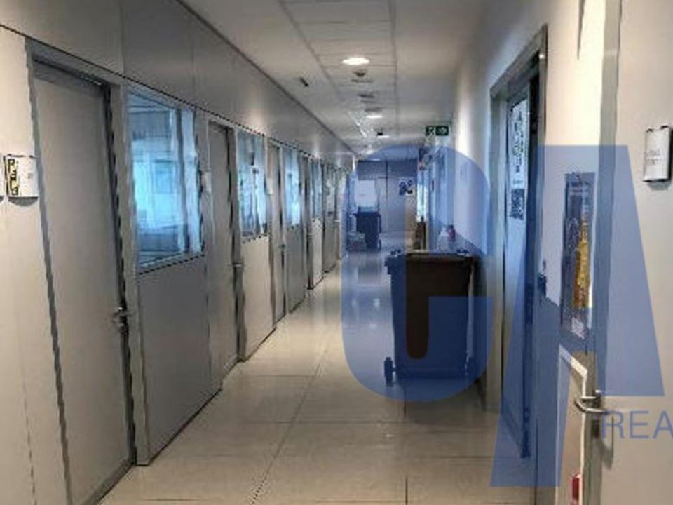 Erhvervsejendom i San Donato Milanese, Milan - foto 2