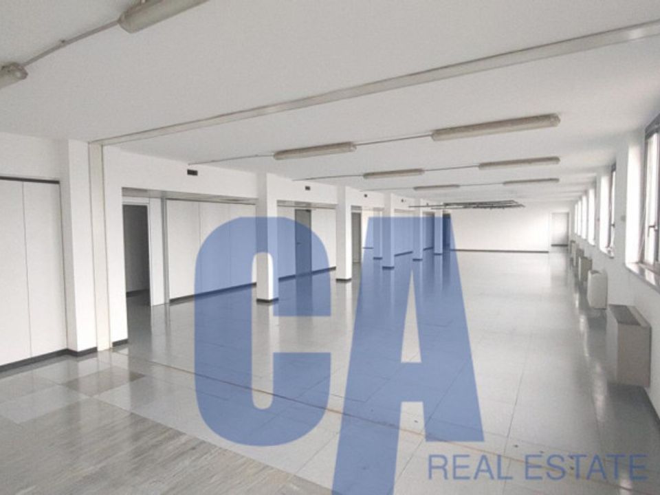 L'establiment comercial a Segrate, Milan - foto 3