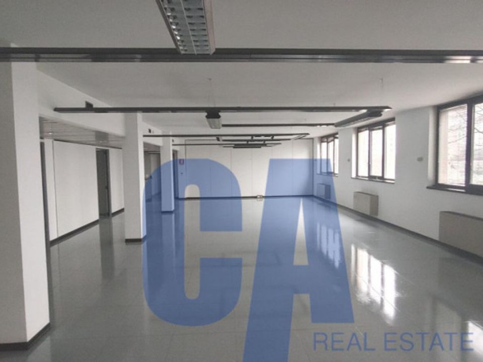 L'establiment comercial a Segrate, Milan - foto 4