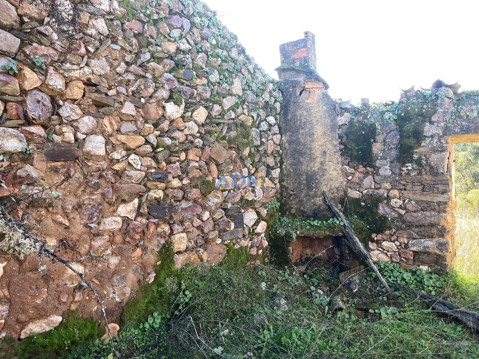 Helårsgrund i Monfortinho e Salvaterra do Extremo, Castelo Branco - foto 3