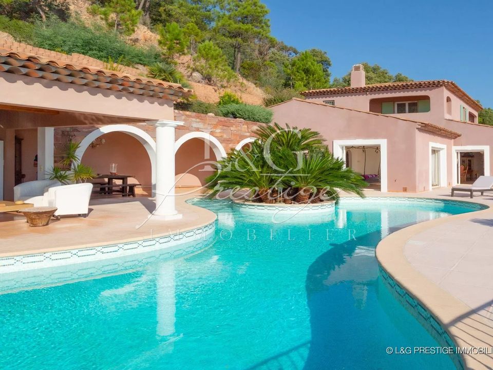 Villa i Theoule-sur-Mer, Alpes-Maritimes - foto 2