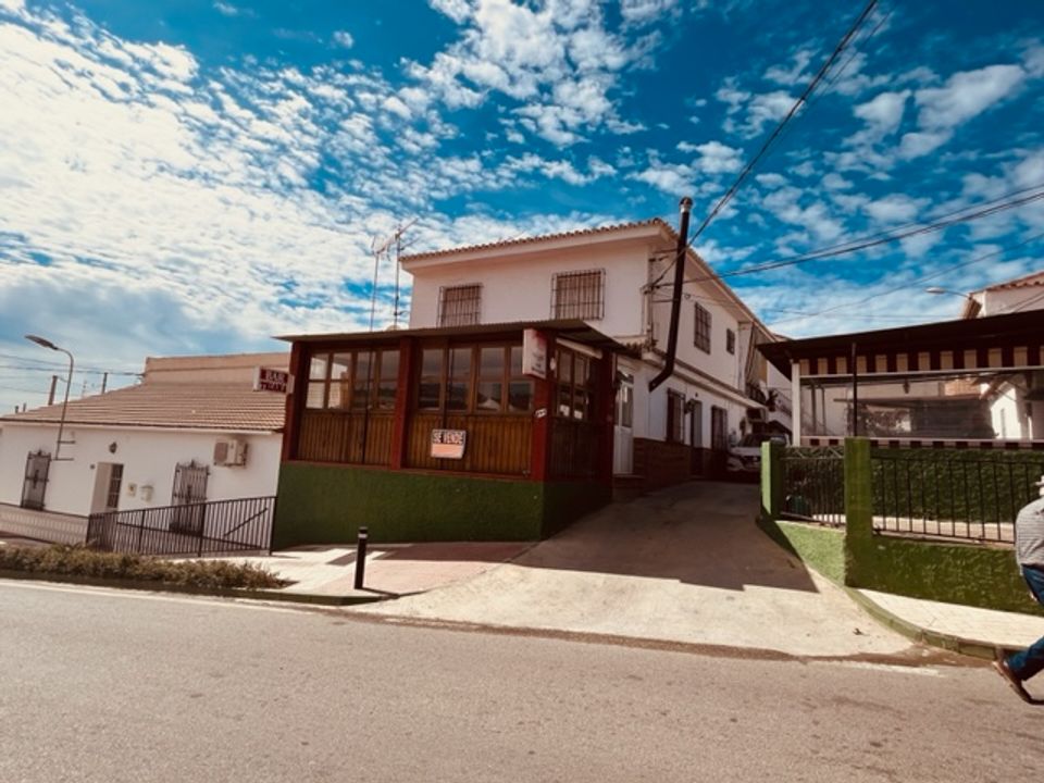 Erhvervsejendom i Triana, Malaga - foto 1