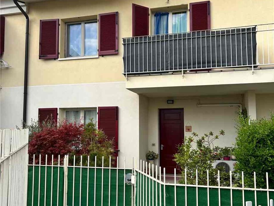 Villa i Villongo, Bergamo - foto 1