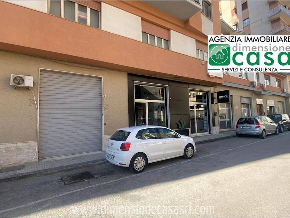 Erhvervsejendom i Caltanissetta, Caltanissetta - foto 2