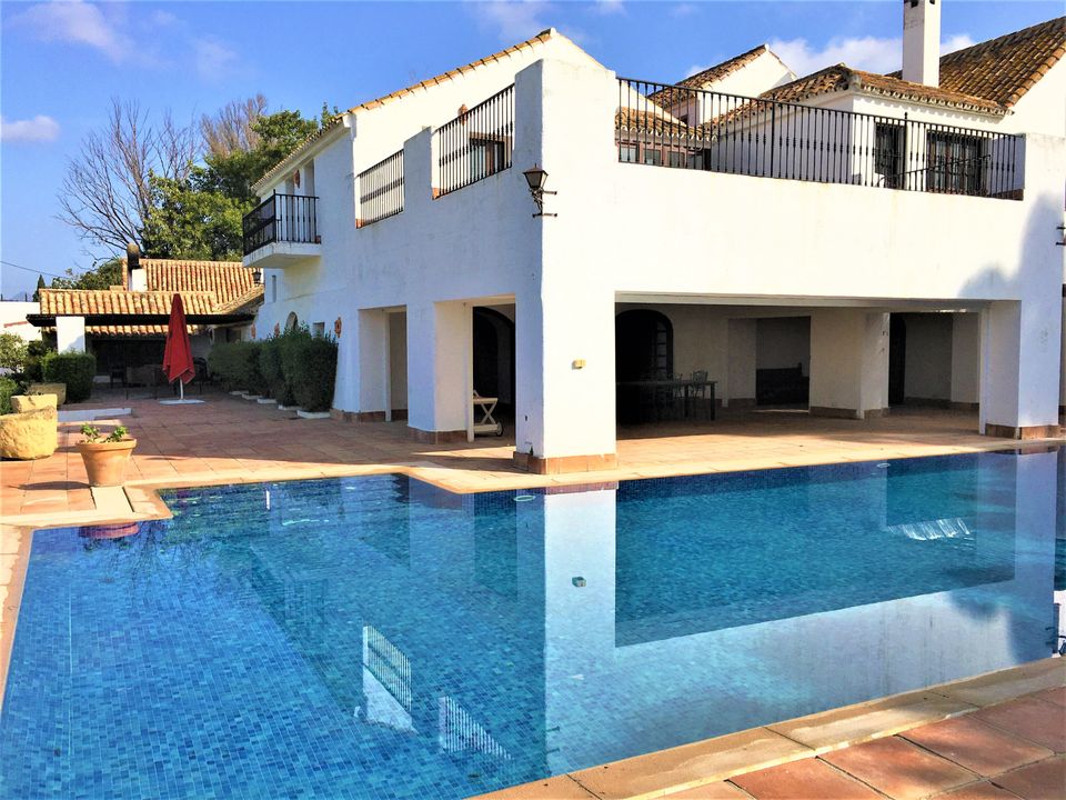 Cortijo i San Enrique De Guadiaro, Cadiz - foto 1