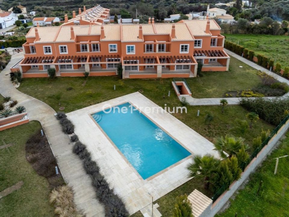 Villa i Alcantarilha, Faro - foto 1