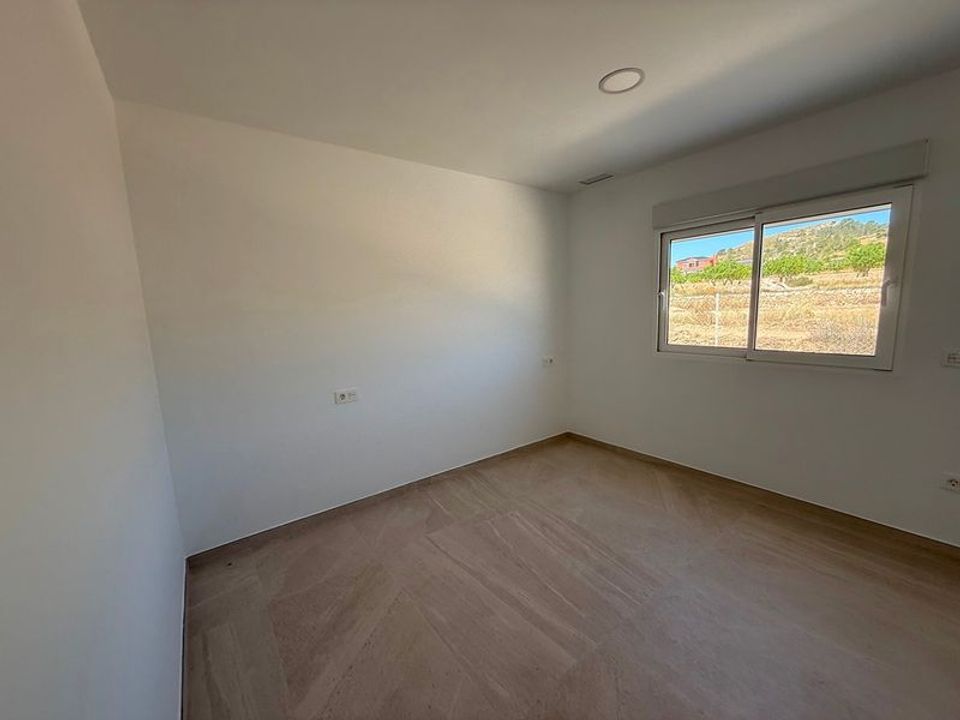 Villa i Pinoso, Alicante - foto 4