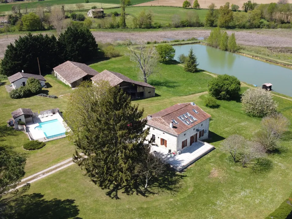 Villa a Monbahus, Lot-et-Garonne - foto 1