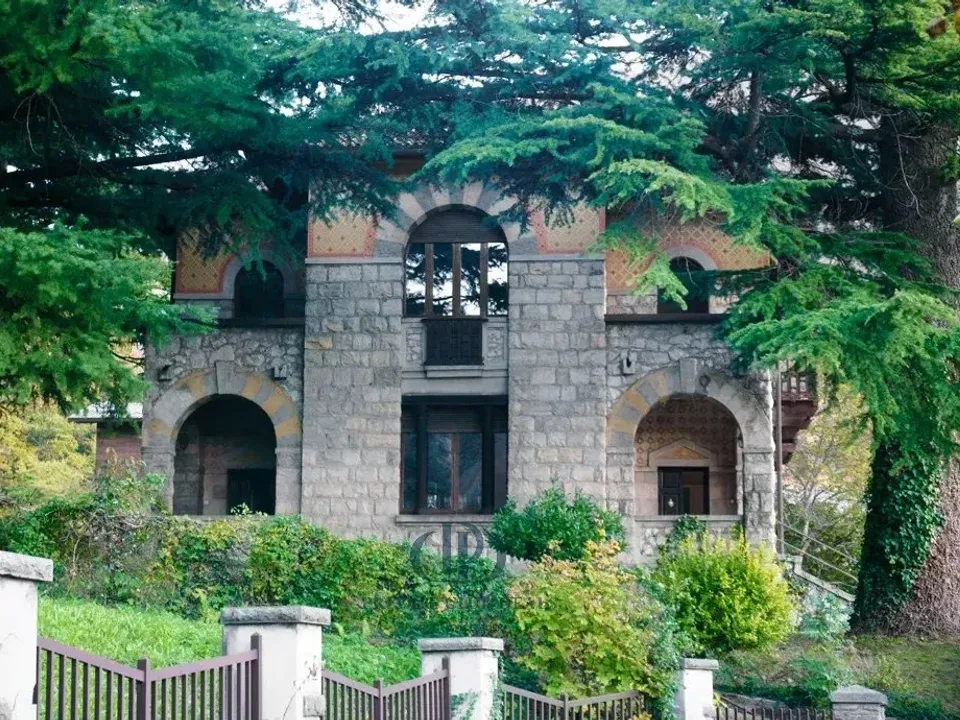Villa i Esino Lario, Lecco - foto 1