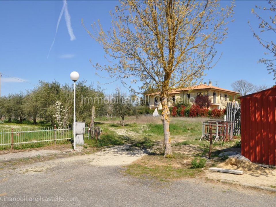 Helårsgrund i Castiglione del Lago, Perugia - foto 2
