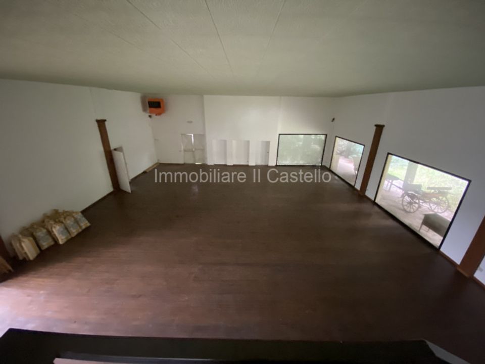 Propriedade comercial em Castiglione del Lago, Perugia - foto 4