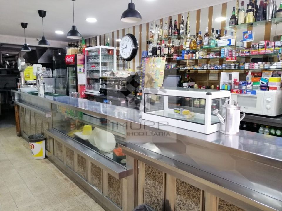 Erhvervsejendom i Amadora, Lisbon - foto 2