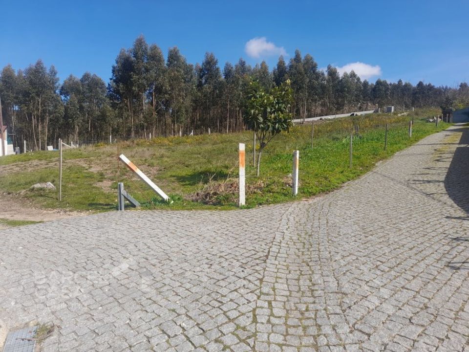 Helårsgrund i Freitas e Vila Cova, Braga - foto 1