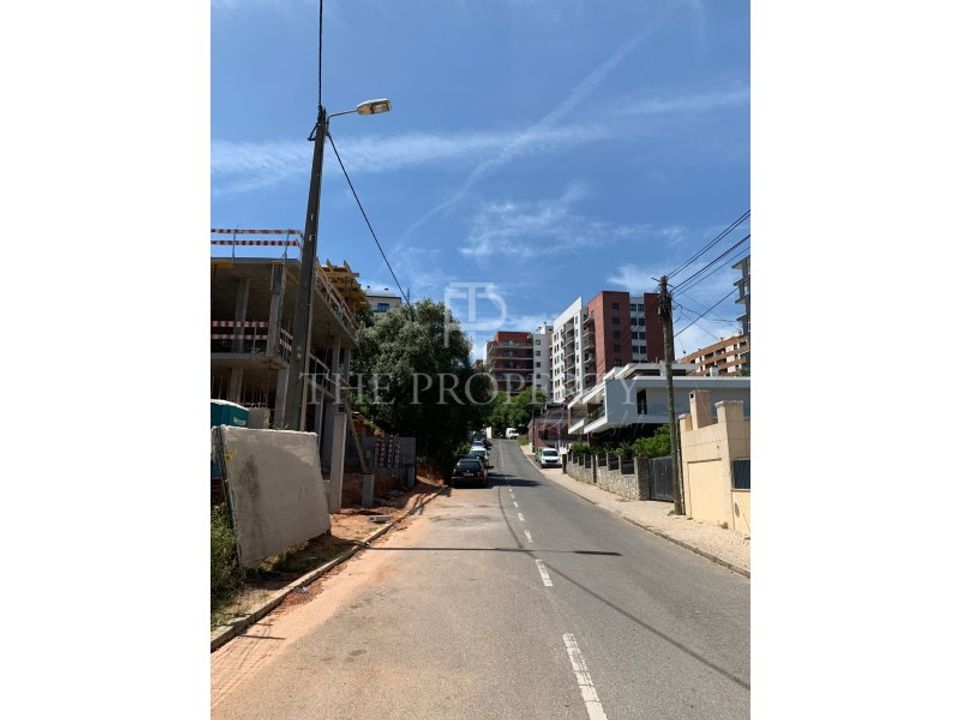 Helårsgrund i Odivelas, Lisbon - foto 1