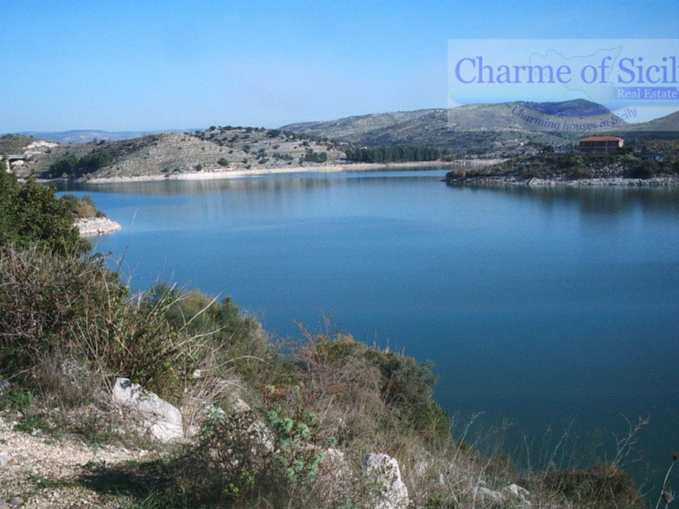 Helårsgrund i Ragusa, Ragusa - foto 1