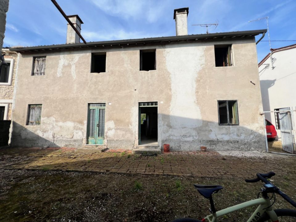 Landejendom i Lonigo, Vicenza - foto 1