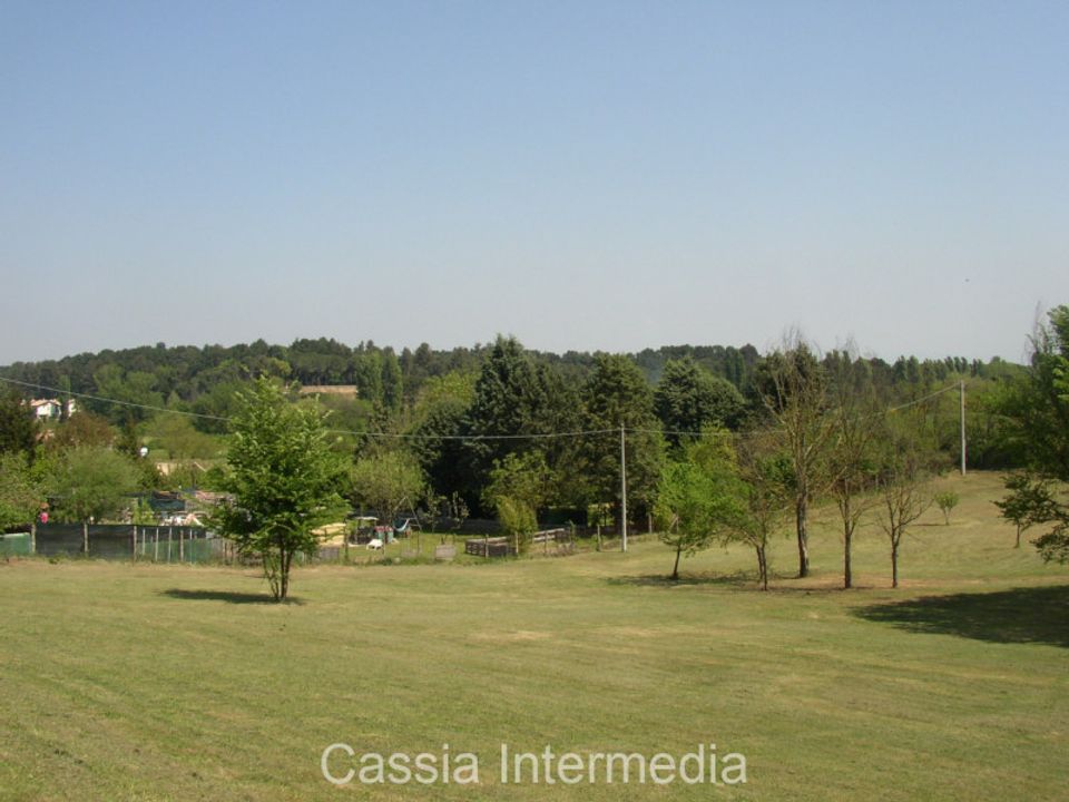 Helårsgrund i Nepi, Viterbo - foto 1