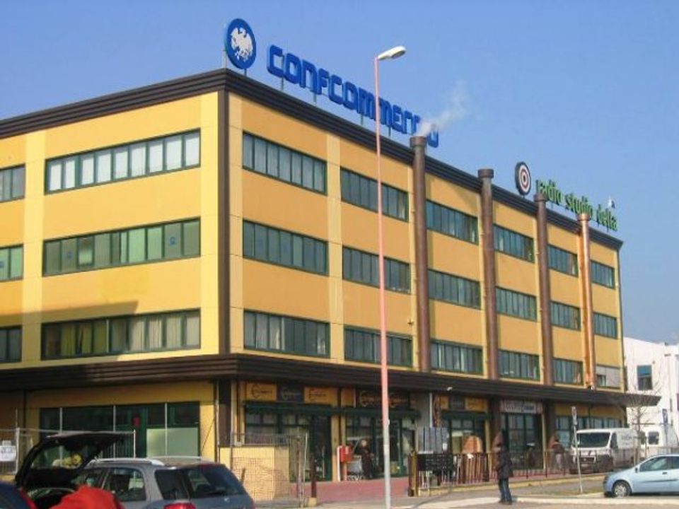 Erhvervsejendom i Cesena, Forli-Cesena - foto 2