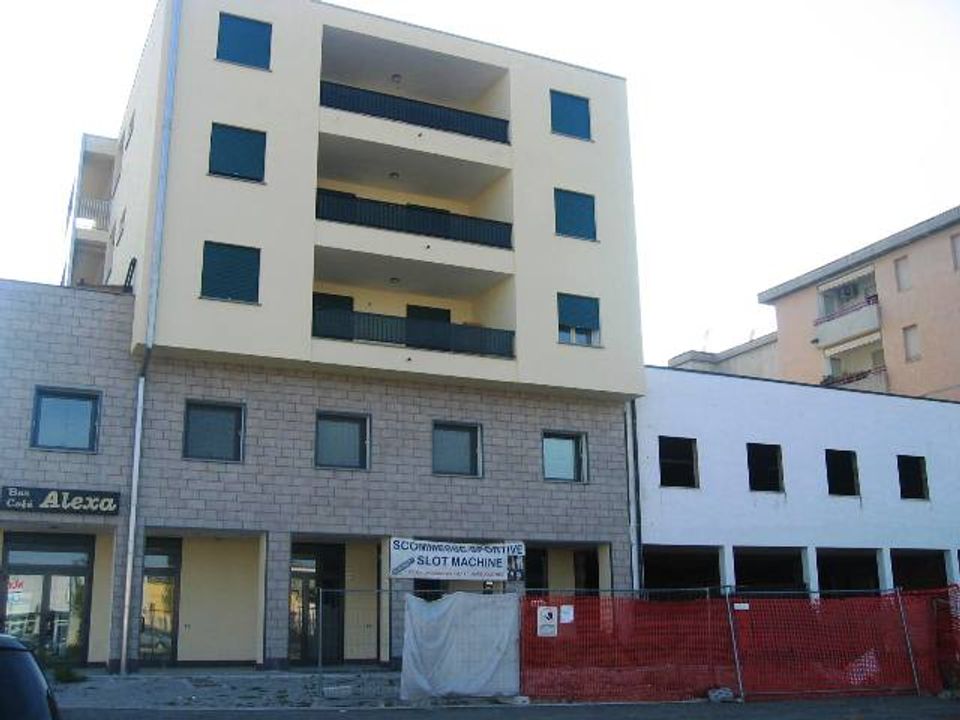 Erhvervsejendom i Sassuolo, Modena - foto 2