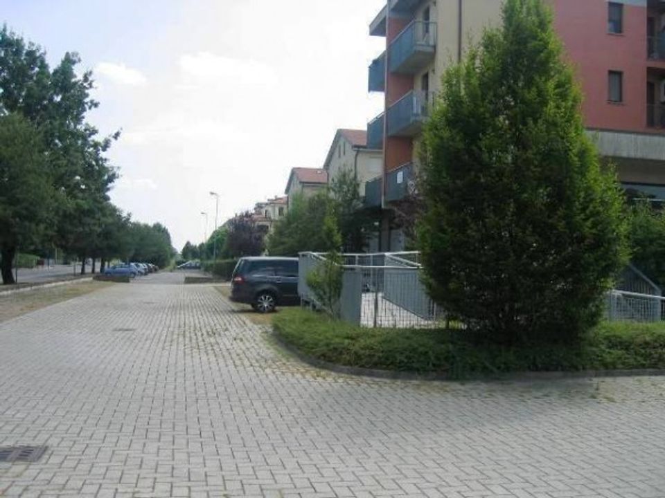 Erhvervsejendom i Mirandola, Modena - foto 5