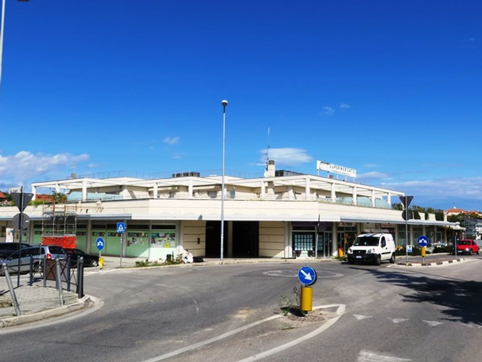 Erhvervsejendom i San Clemente, Rimini - foto 1