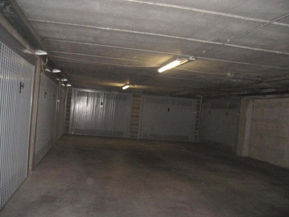 Garage i Parma, Parma - foto 3