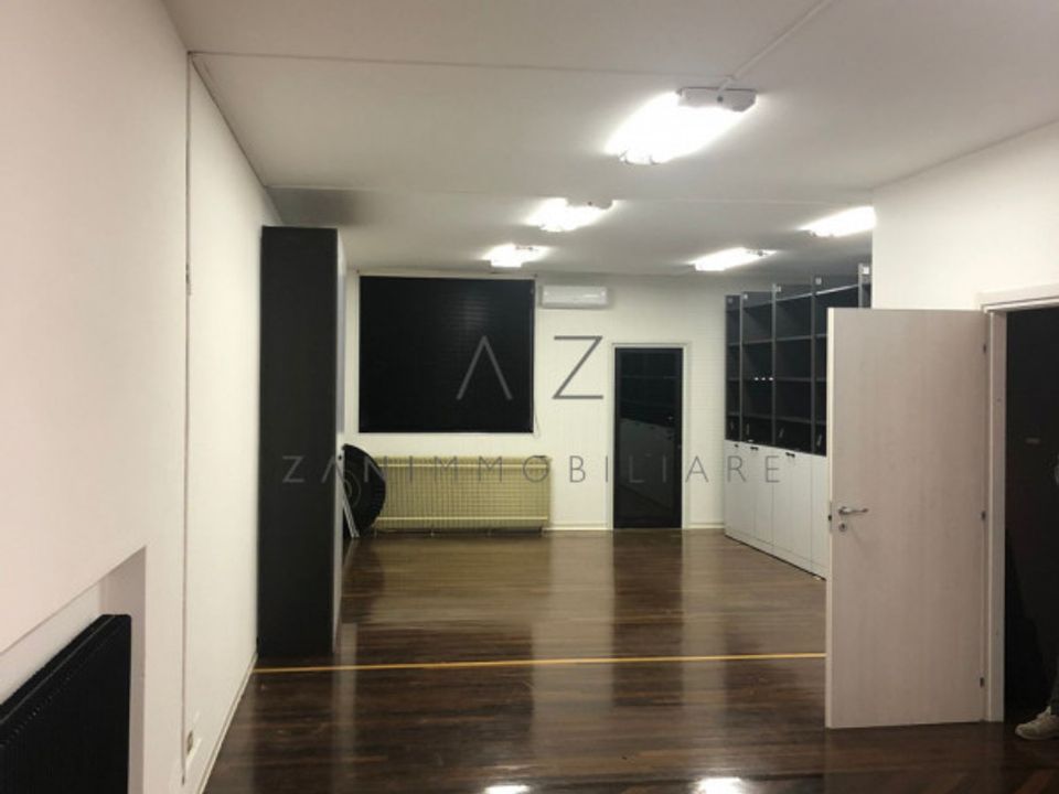 L'establiment comercial a Montebelluna, Treviso - foto 3
