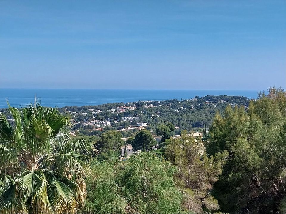 Helårsgrund i Moraira, Alicante - foto 1