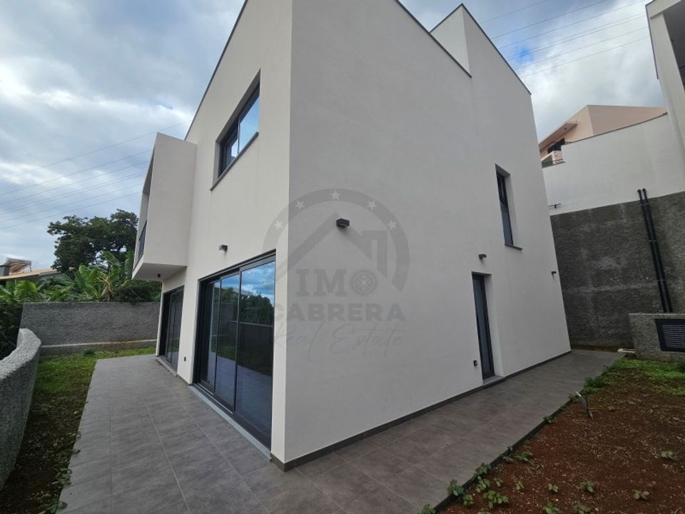 Byhus i Camara de Lobos, Madeira - foto 2
