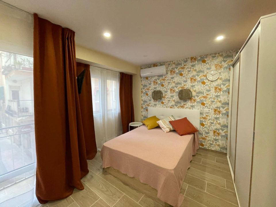 Lejlighed i Alicante, Alicante - foto 1