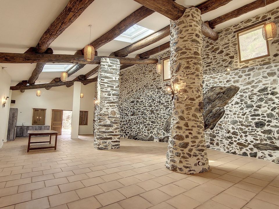 Villa i Montbolo, Pyrenees-Orientales - foto 1