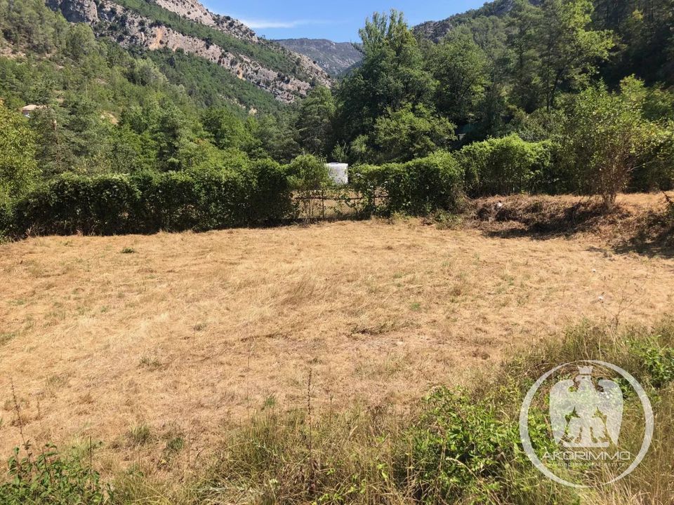 Helårsgrund i Cuébris, Alpes-Maritimes - foto 1