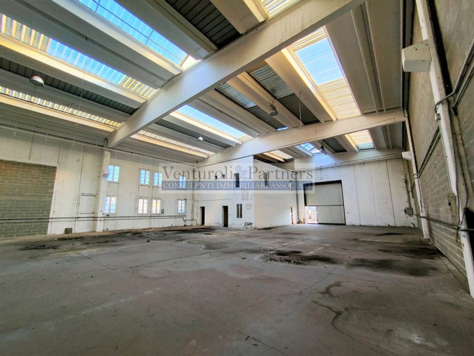 L'establiment comercial a Castenedolo, Brescia - foto 5